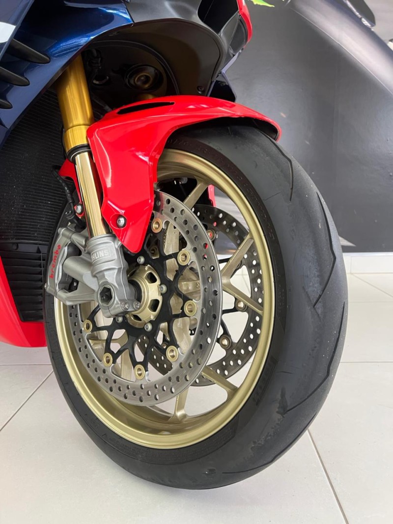 CBR 1000RR-R  - 2022 - PASSO FUNDO