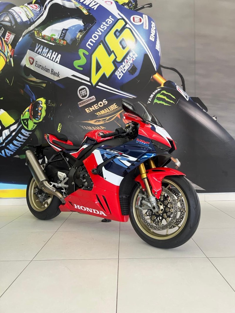 CBR 1000RR-R  - 2022 - PASSO FUNDO