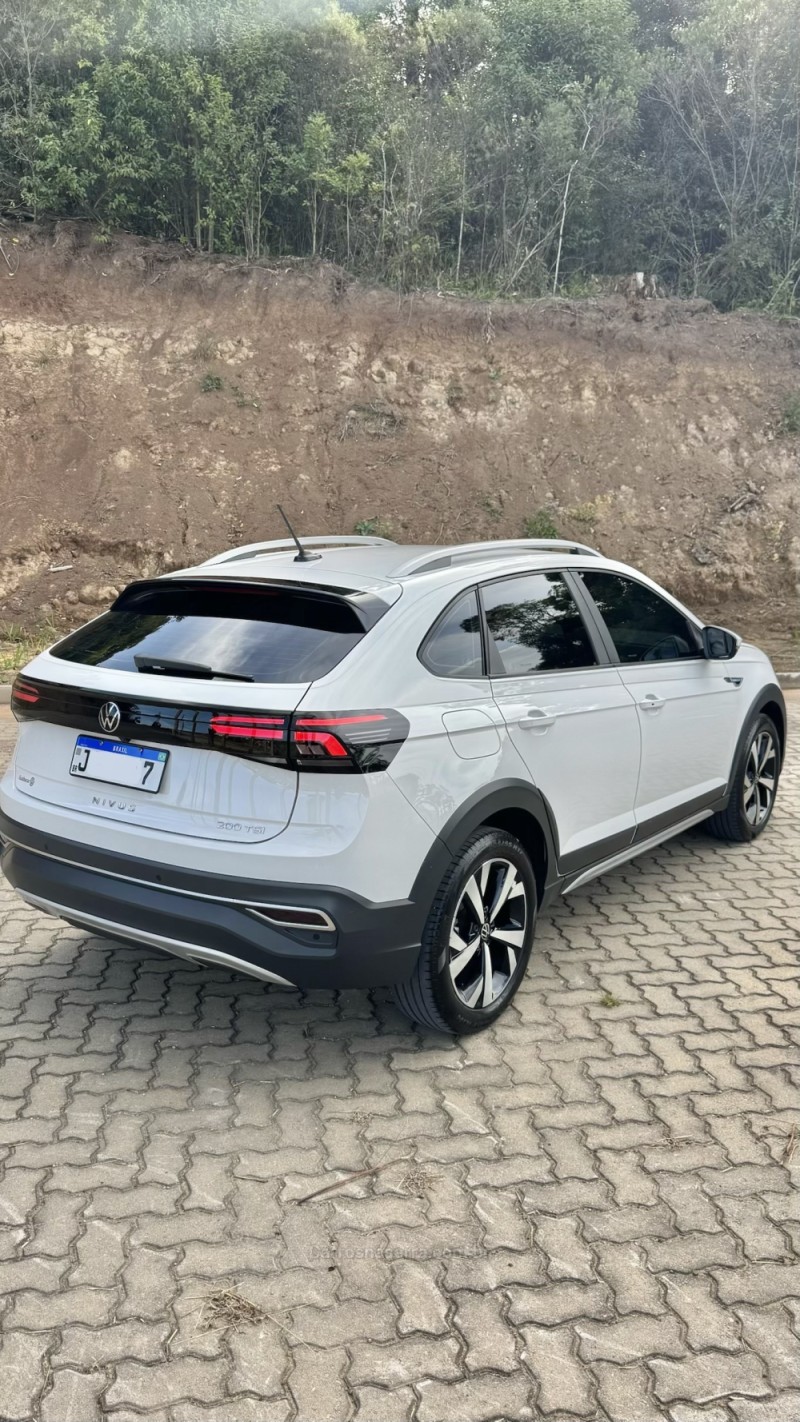 NIVUS 1.0 TSI HIGHLINE FLEX 4P AUTOMÁTICO - 2024 - CARLOS BARBOSA