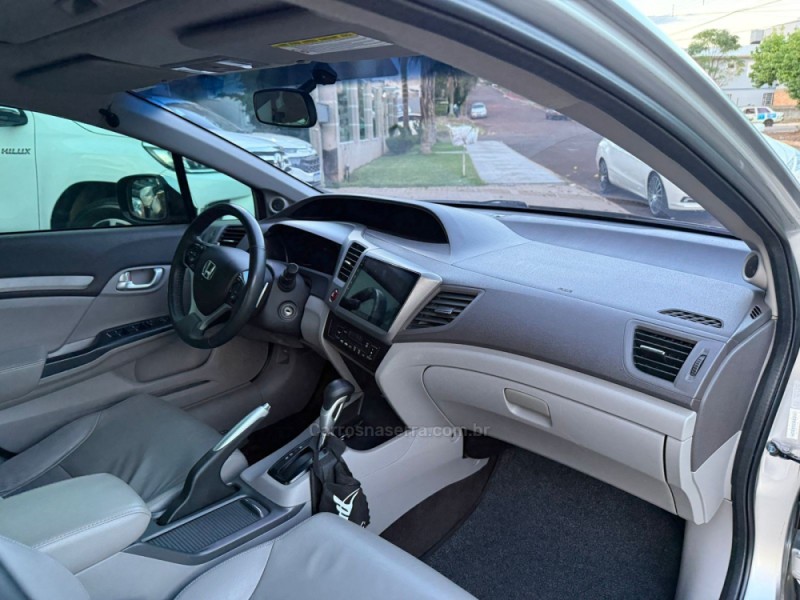 CIVIC 1.8 EXS 16V GASOLINA 4P AUTOMÁTICO - 2012 - TAPEJARA