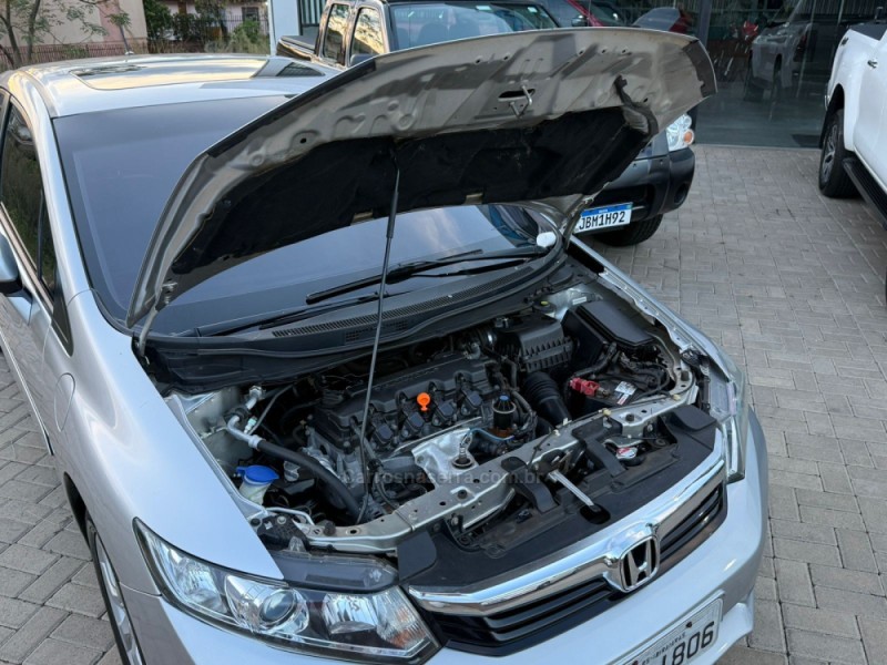 CIVIC 1.8 EXS 16V GASOLINA 4P AUTOMÁTICO - 2012 - TAPEJARA