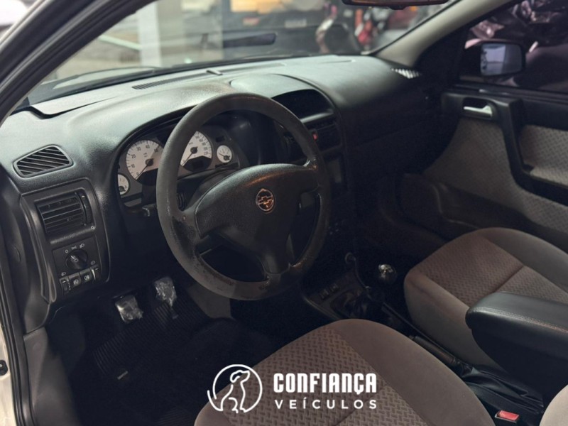 ASTRA 2.0 MPFI CD SEDAN 8V GASOLINA 4P MANUAL - 2004 - BENTO GONçALVES