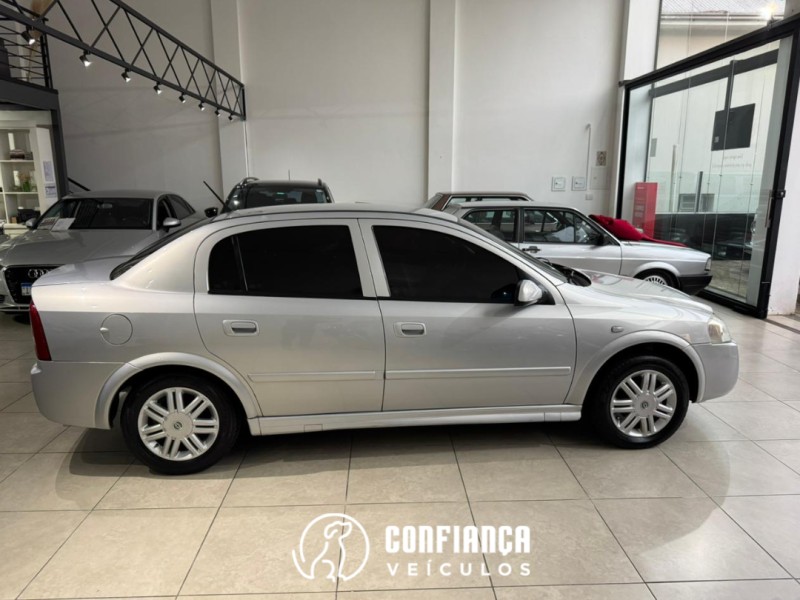 ASTRA 2.0 MPFI CD SEDAN 8V GASOLINA 4P MANUAL - 2004 - BENTO GONçALVES