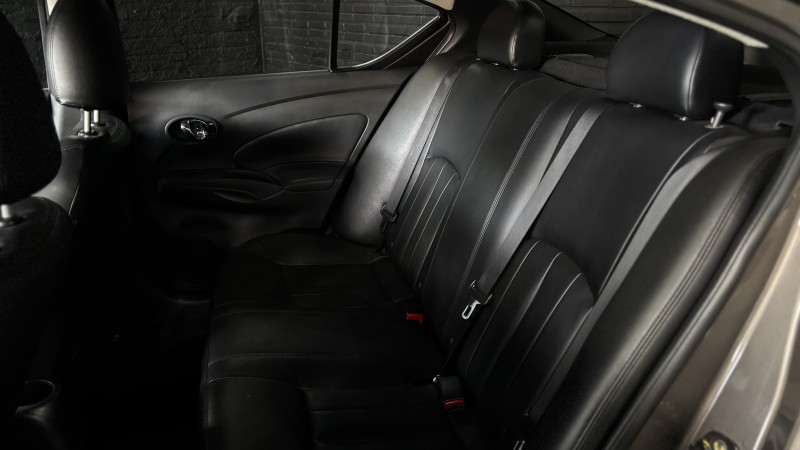 VERSA 1.6 16V FLEX UNIQUE 4P XTRONIC - 2018 - FELIZ