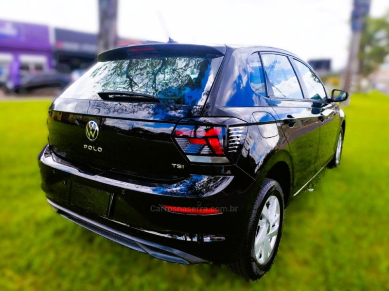 POLO 1.0 TSI COMFORTLINE 12V FLEX 4P AUTOMÁTICO - 2024 - NOVO HAMBURGO
