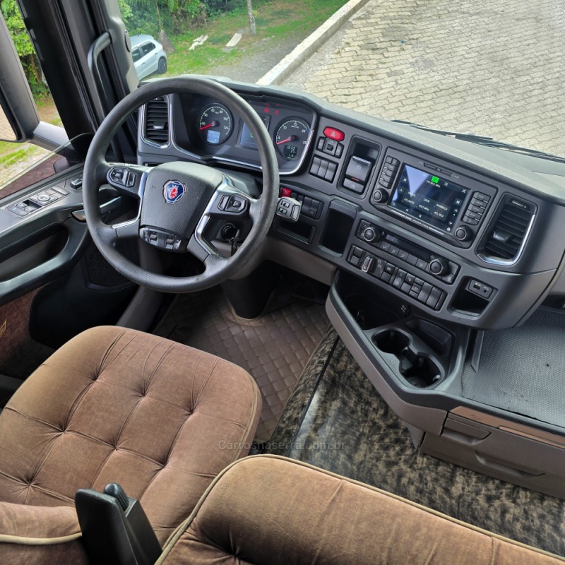 R-500 A 6X4 HIGHLINE - 2019 - BENTO GONçALVES