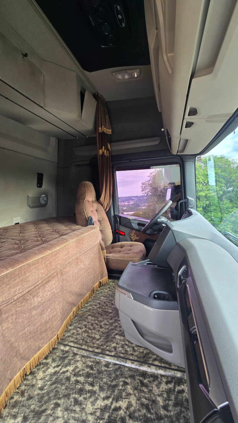 R-500 A 6X4 HIGHLINE - 2019 - BENTO GONçALVES