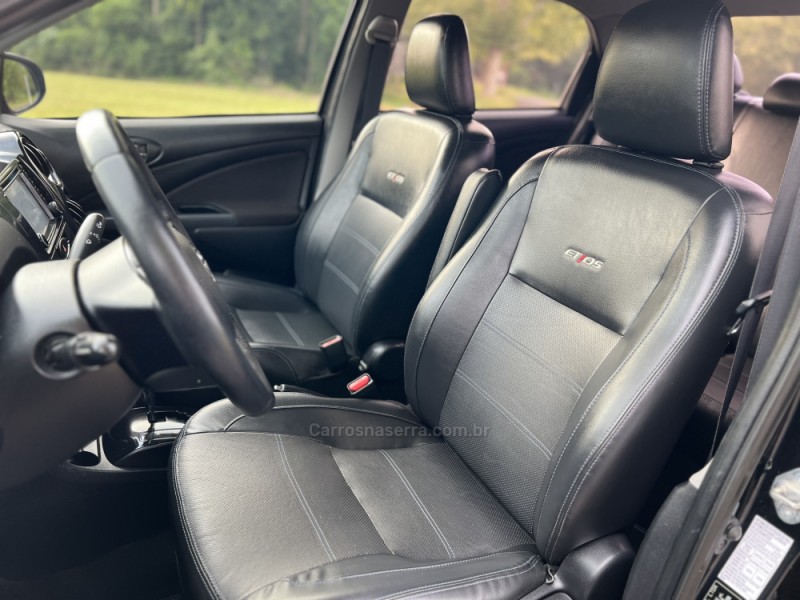 ETIOS 1.5 PLATINUM SEDAN 16V FLEX 4P AUTOMÁTICO - 2018 - DOIS IRMãOS
