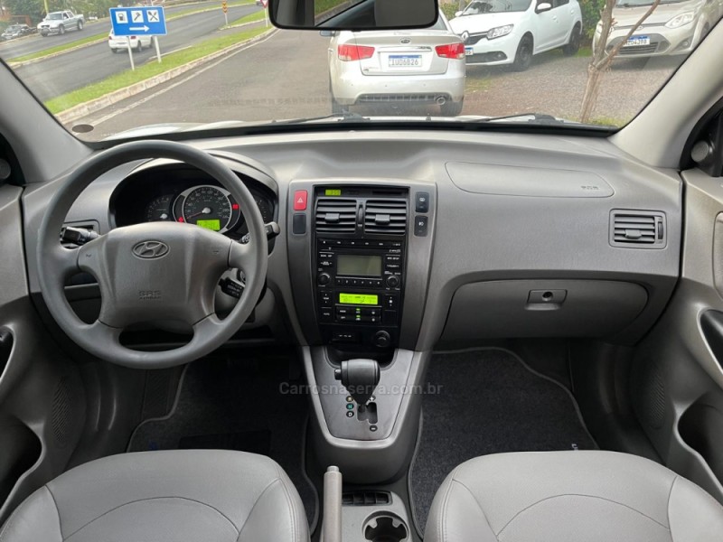 TUCSON 2.0 MPFI GLS 16V 143CV 2WD GASOLINA 4P AUTOMÁTICO - 2013 - DOIS IRMãOS