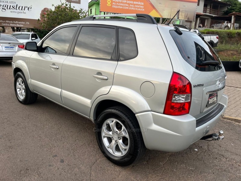 TUCSON 2.0 MPFI GLS 16V 143CV 2WD GASOLINA 4P AUTOMÁTICO - 2013 - DOIS IRMãOS