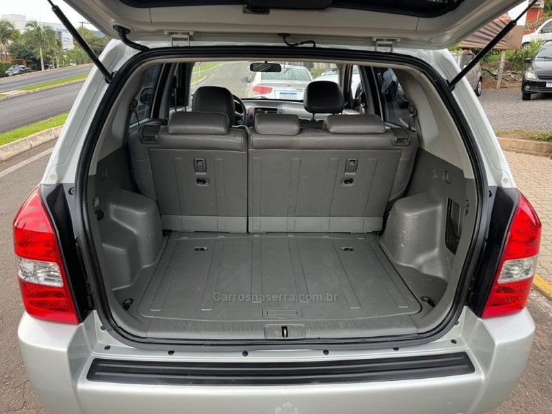 TUCSON 2.0 MPFI GLS 16V 143CV 2WD GASOLINA 4P AUTOMÁTICO - 2013 - DOIS IRMãOS