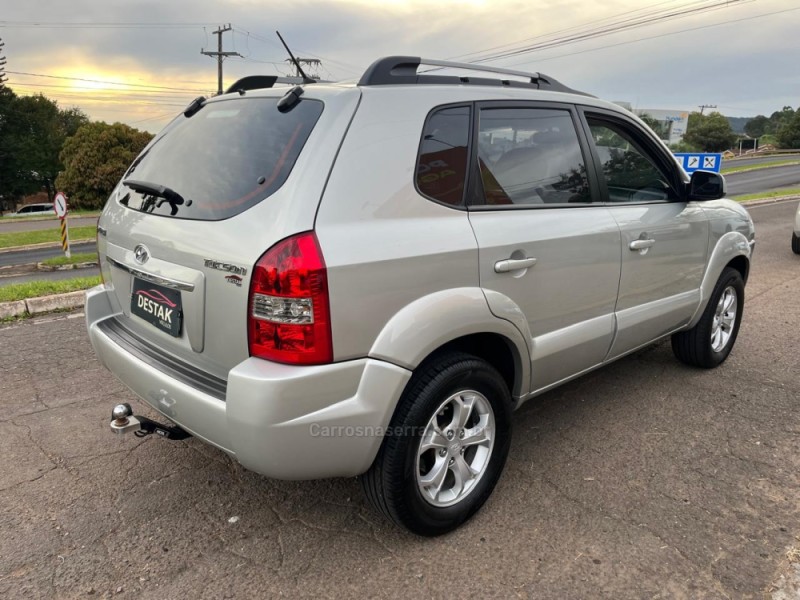 TUCSON 2.0 MPFI GLS 16V 143CV 2WD GASOLINA 4P AUTOMÁTICO - 2013 - DOIS IRMãOS