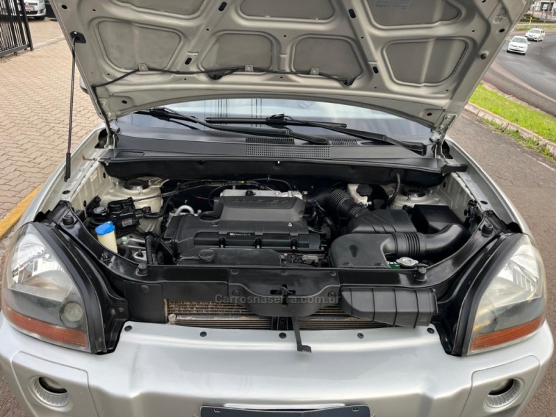 TUCSON 2.0 MPFI GLS 16V 143CV 2WD GASOLINA 4P AUTOMÁTICO - 2013 - DOIS IRMãOS