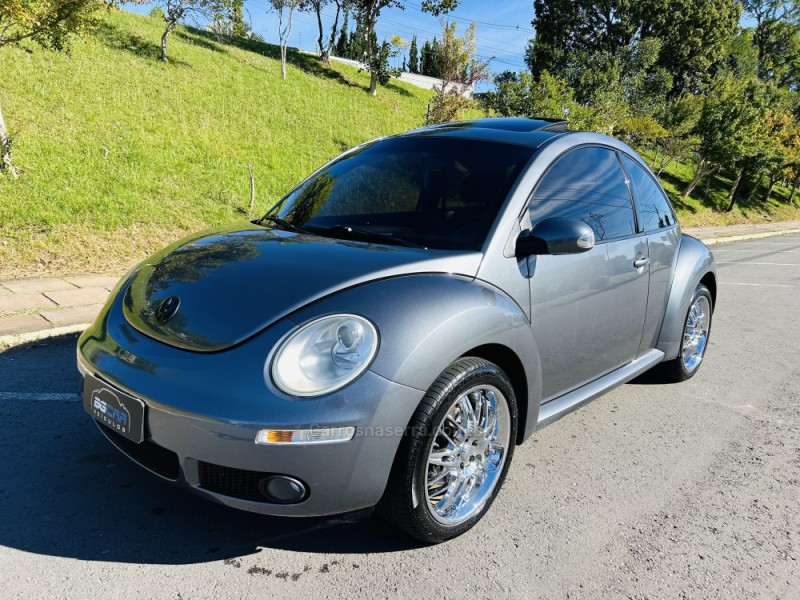 NEW BEETLE 2.0 MI 8V GASOLINA 2P TIPTRONIC