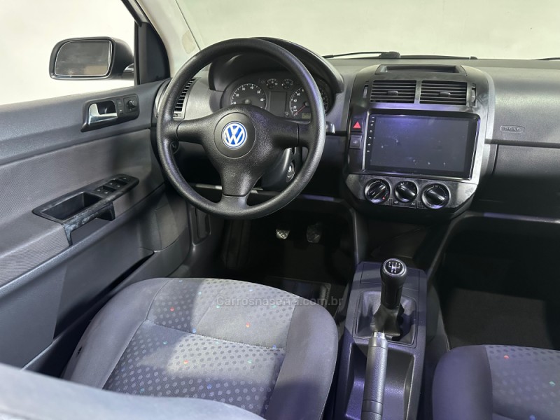 POLO SEDAN 1.6 8V GASOLINA 4P MANUAL - 2003 - NOVO HAMBURGO