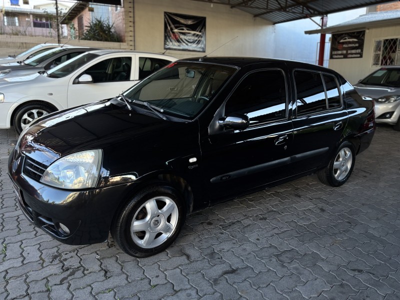 clio 1.0 egeus sedan 16v flex 4p manual 2006 caxias do sul