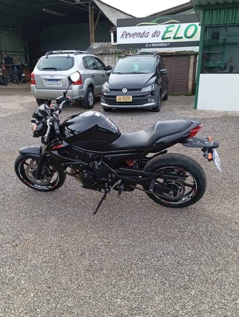 XJ6 F ABS - 2012 - PICADA CAFé