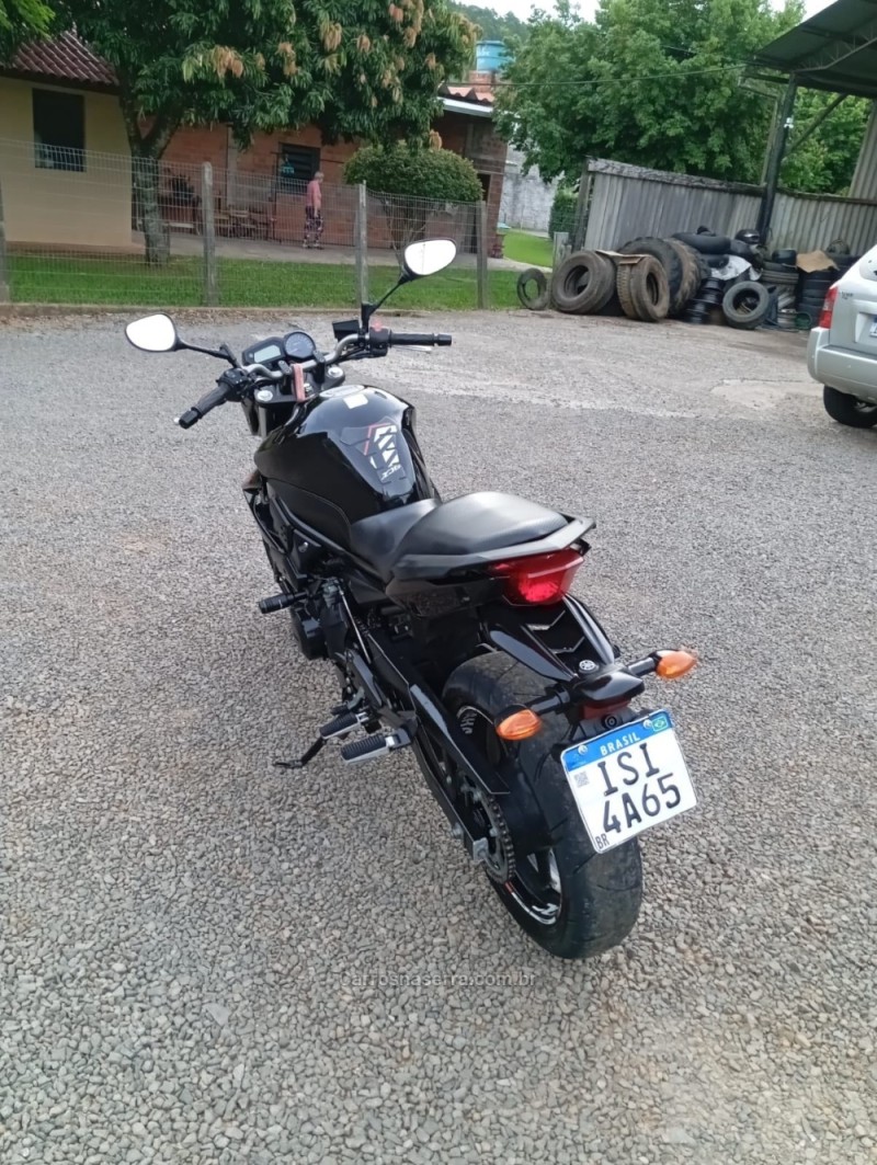 XJ6 F ABS - 2012 - PICADA CAFé