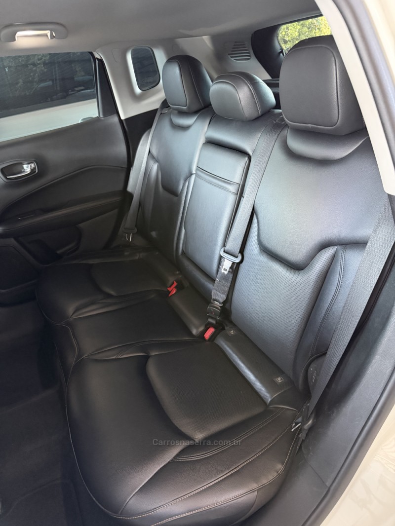 COMPASS 2.0 16V DIESEL LONGITUDE 4X4 AUTOMÁTICO - 2017 - PAROBé