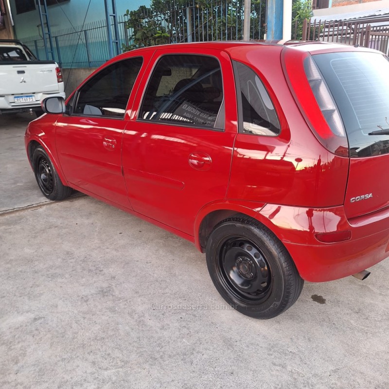 CORSA 1.0 MPFI 8V GASOLINA 4P MANUAL - 2004 - CAXIAS DO SUL