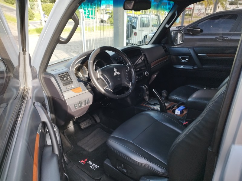 PAJERO  - 2010 - VERANóPOLIS