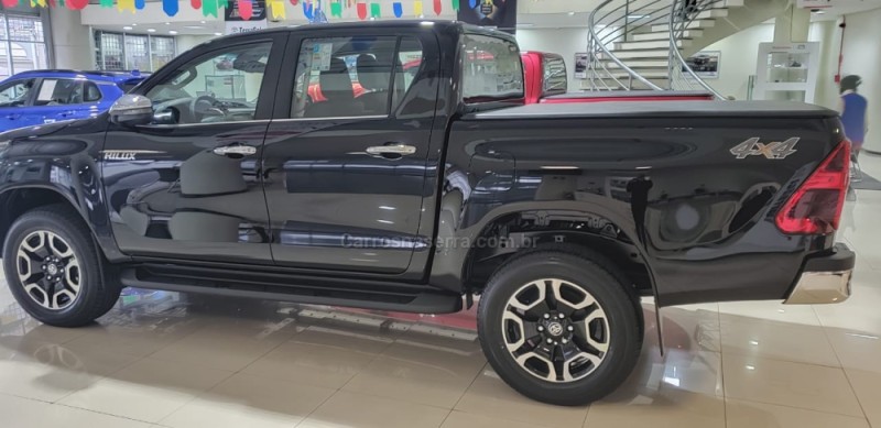 HILUX 2.8 SRX 4X4 CD 16V DIESEL 4P AUTOMÁTICO - 2025 - CAXIAS DO SUL