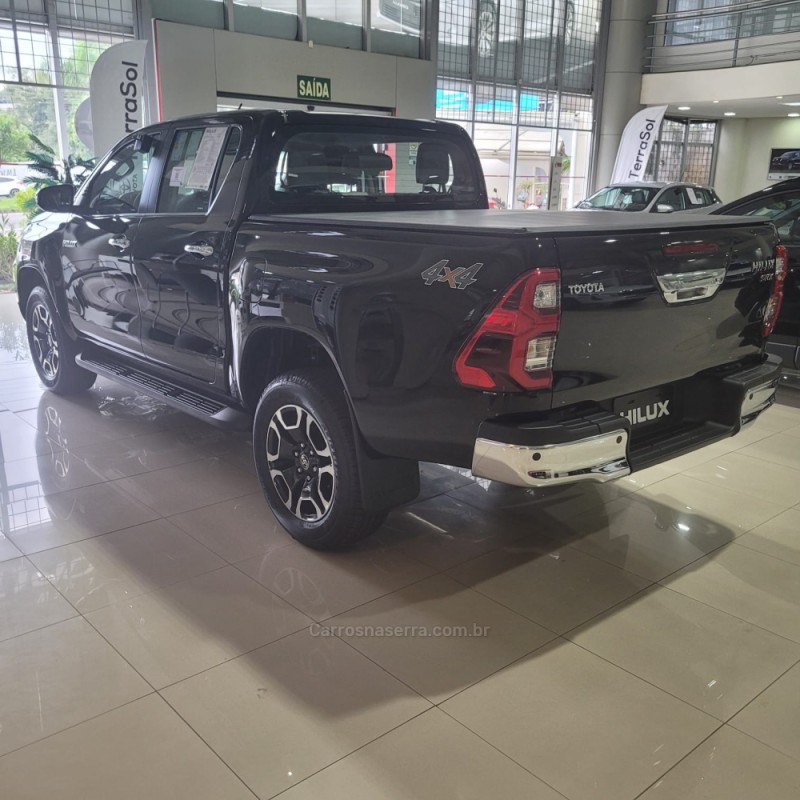 HILUX 2.8 SRX 4X4 CD 16V DIESEL 4P AUTOMÁTICO - 2025 - CAXIAS DO SUL