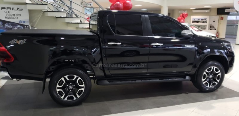 HILUX 2.8 SRX 4X4 CD 16V DIESEL 4P AUTOMÁTICO - 2025 - CAXIAS DO SUL