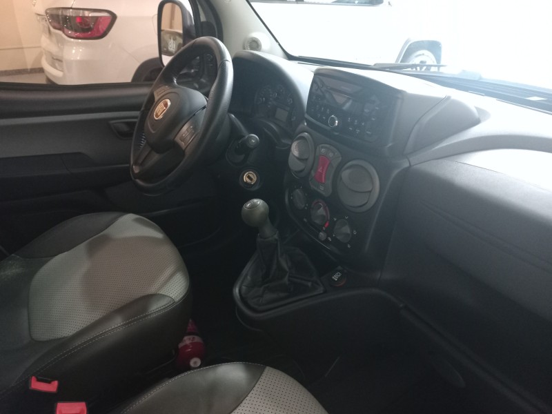 DOBLÓ 1.8 MPI ADVENTURE LOCKER 8V FLEX 4P MANUAL - 2014 - BENTO GONçALVES