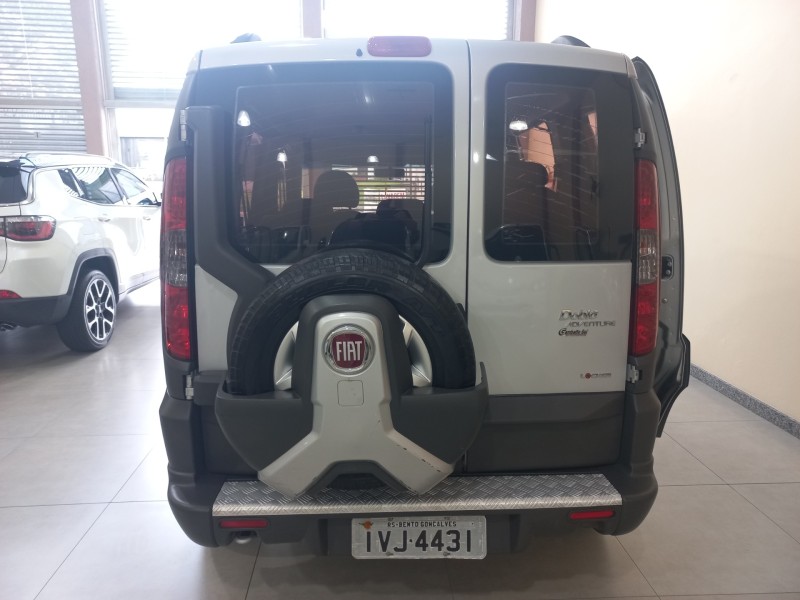 DOBLÓ 1.8 MPI ADVENTURE LOCKER 8V FLEX 4P MANUAL - 2014 - BENTO GONçALVES