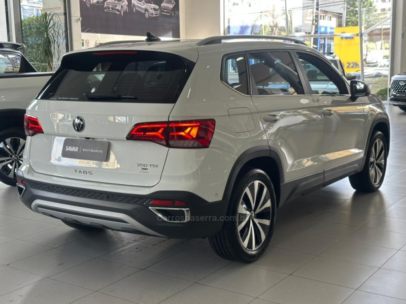 TAOS 1.4 16V HIGHLINE TSI FLEX 4P AUTOMÁTICO - 2023 - NOVO HAMBURGO