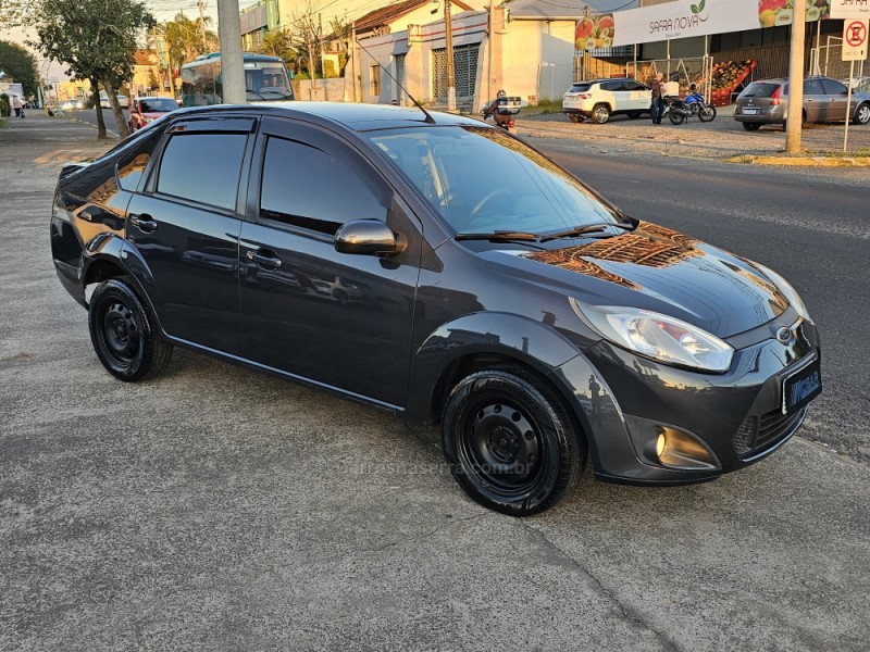 FIESTA 1.6 MPI SEDAN 8V FLEX 4P MANUAL - 2013 - CAMPO BOM