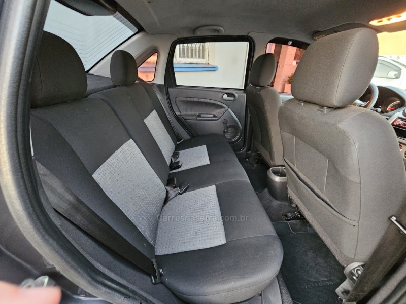 FIESTA 1.6 MPI SEDAN 8V FLEX 4P MANUAL - 2013 - CAMPO BOM