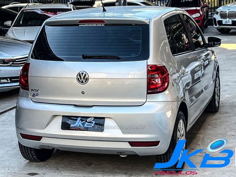 FOX 1.0 ITREND 8V FLEX 4P MANUAL - 2014 - NOVO HAMBURGO