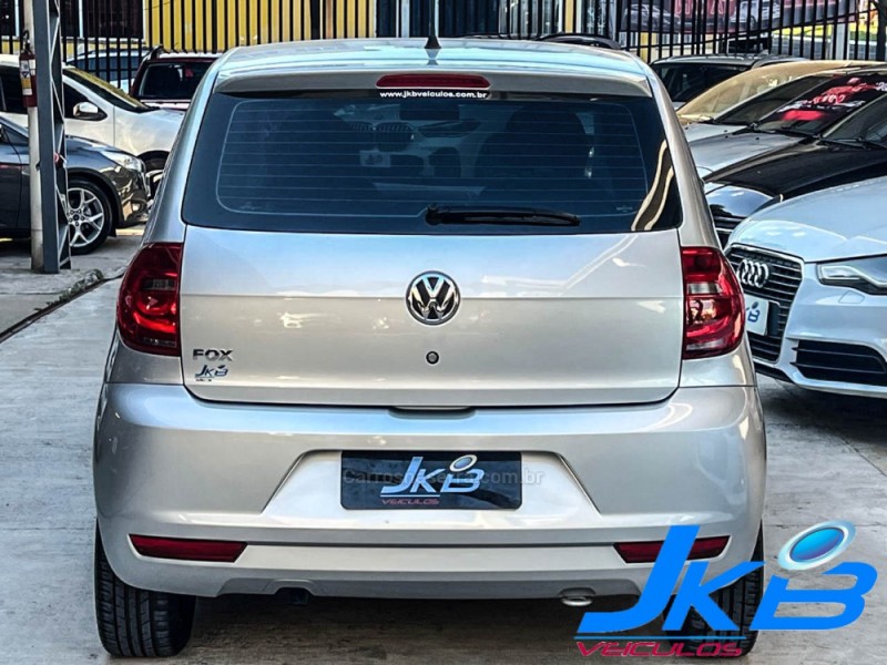 FOX 1.0 ITREND 8V FLEX 4P MANUAL - 2014 - NOVO HAMBURGO