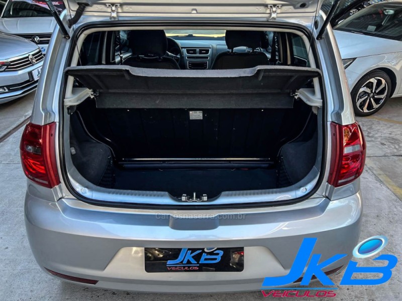 FOX 1.0 ITREND 8V FLEX 4P MANUAL - 2014 - NOVO HAMBURGO