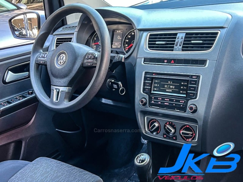 FOX 1.0 ITREND 8V FLEX 4P MANUAL - 2014 - NOVO HAMBURGO