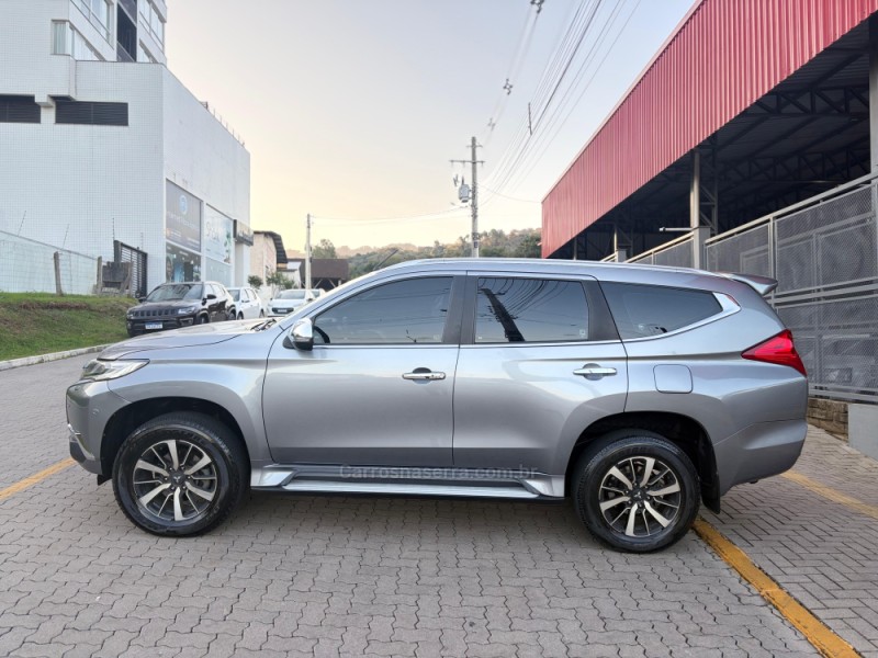 pajero sport 2.4 hpe 4x4 diesel 4p automatica 2020 feliz