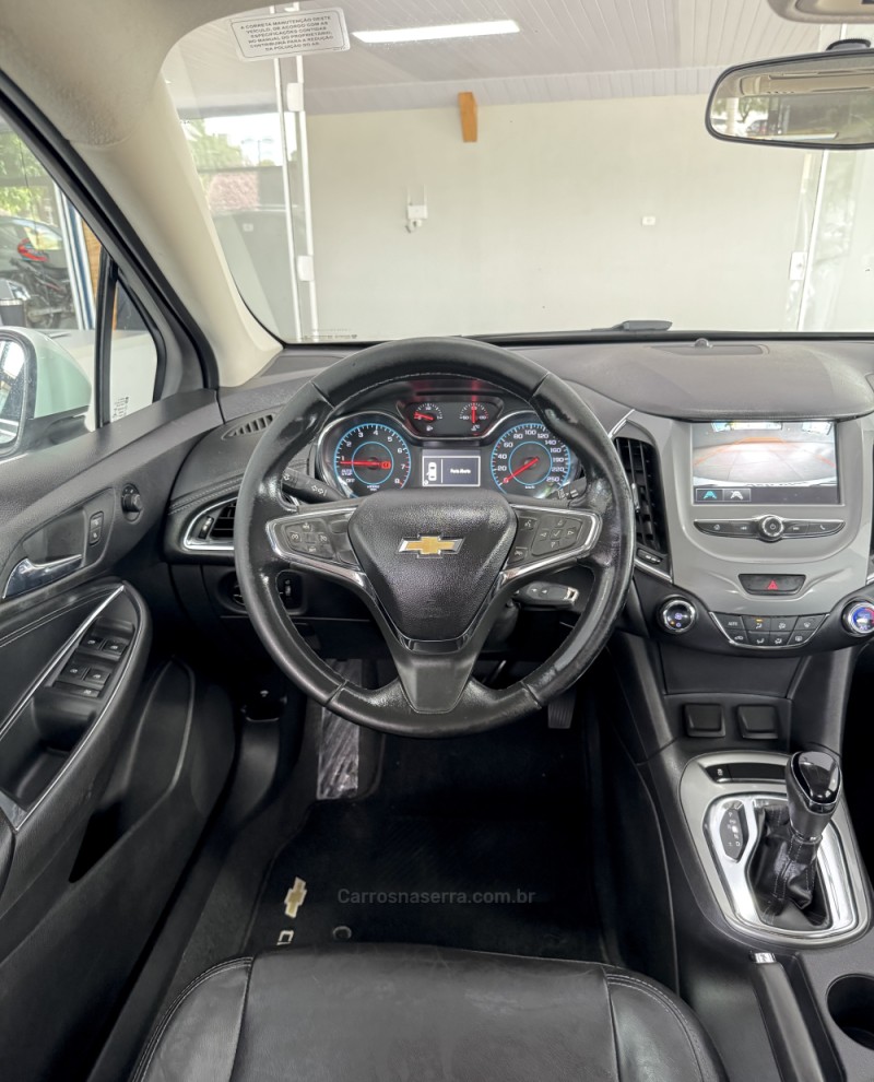 CRUZE 1.4 TURBO LT SPORT6 16V FLEX 4P AUTOMÁTICO - 2017 - VILA FLORES