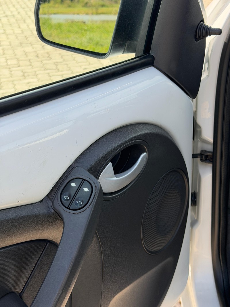 KA 1.0 MPI 8V FLEX 2P MANUAL - 2013 - ANTôNIO PRADO