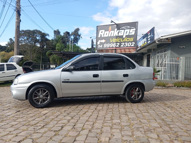CORSA 1.0 MPFI CLASSIC SEDAN LIFE 8V FLEX 4P MANUAL - 2009 - CAXIAS DO SUL
