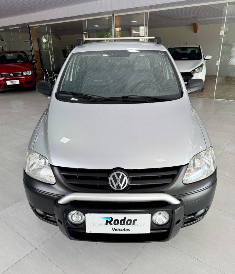 CROSSFOX 1.6 MI FLEX 8V 4P MANUAL - 2006 - VILA FLORES