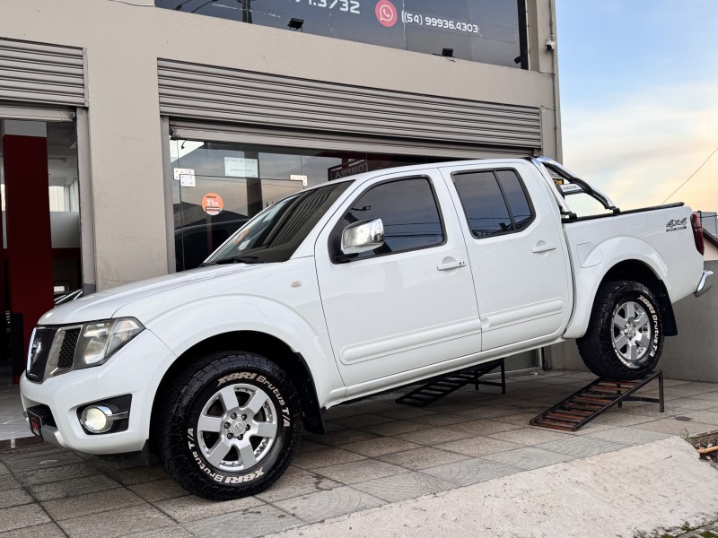 frontier 2.5 platinum 4x4 cd turbo eletronic diesel 4p automatico 2014 caxias do sul
