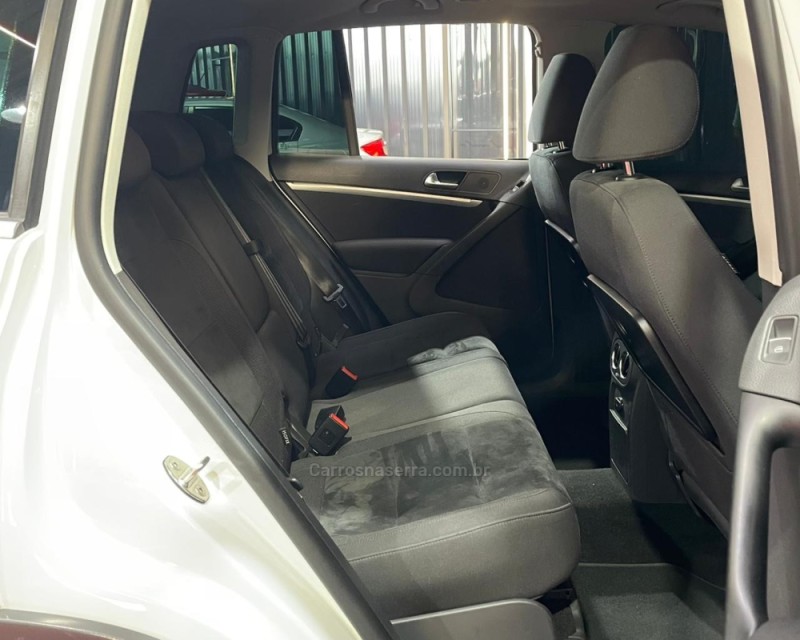 TIGUAN 2.0 TSI 16V TURBO GASOLINA 4P TIPTRONIC - 2014 - VACARIA