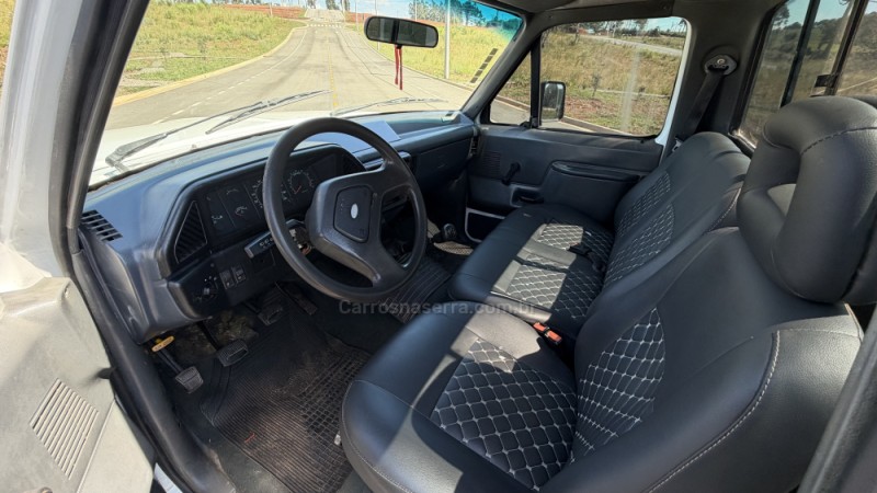 F-1000 4.3 XLT 4X2 CS TURBO DIESEL 2P MANUAL - 1997 - VILA FLORES