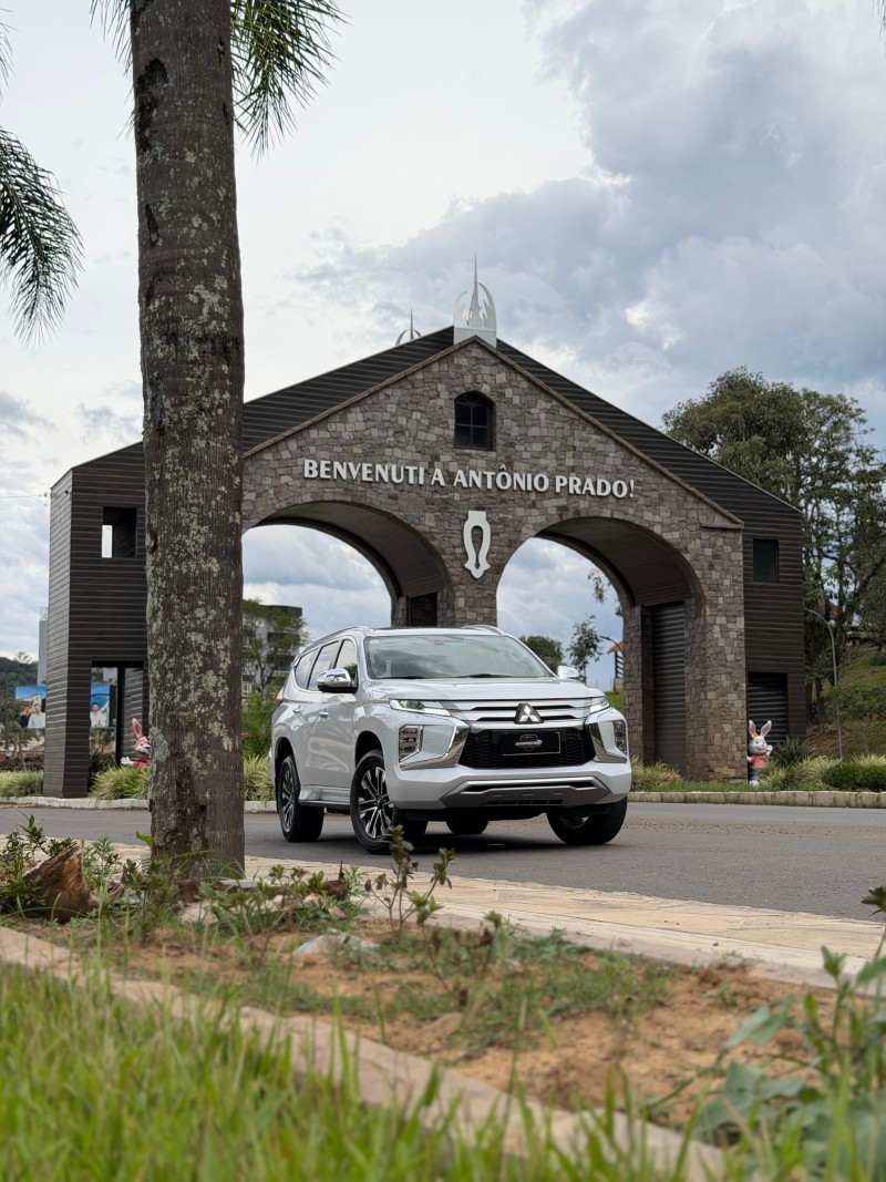 PAJERO SPORT 2.4 HPE 4X4 DIESEL 4P AUTOMÁTICA - 2021 - ANTôNIO PRADO