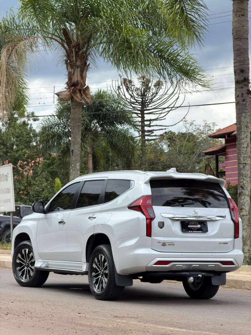 PAJERO SPORT 2.4 HPE 4X4 DIESEL 4P AUTOMÁTICA - 2021 - ANTôNIO PRADO