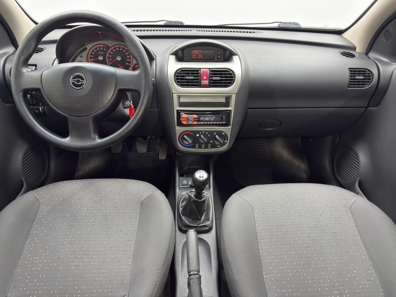 CORSA 1.4 MPFI PREMIUM 8V FLEX 4P MANUAL - 2009 - CAXIAS DO SUL