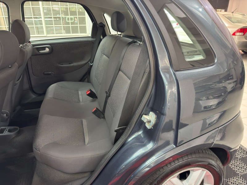 CORSA 1.4 MPFI PREMIUM 8V FLEX 4P MANUAL - 2009 - CAXIAS DO SUL