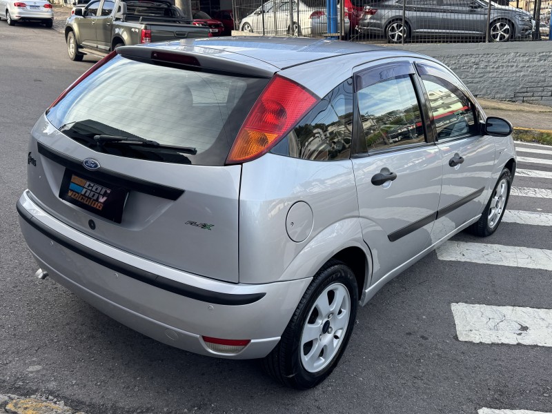 FOCUS 1.6 GLX 8V FLEX 4P MANUAL - 2008 - CAXIAS DO SUL